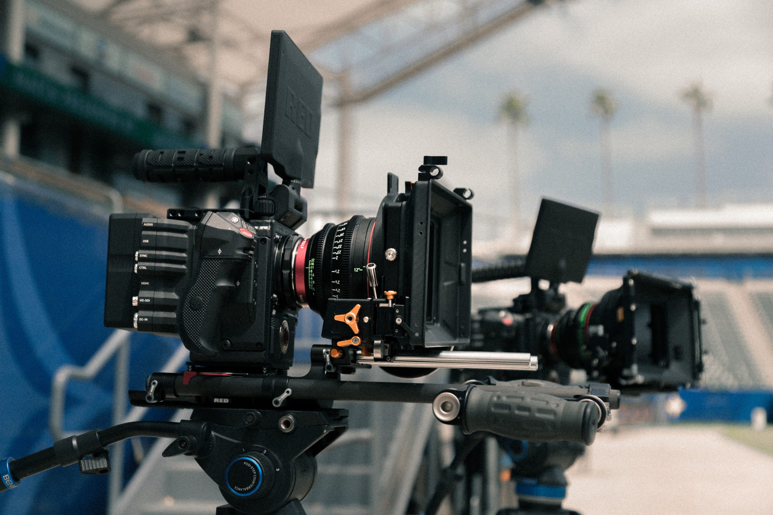 LES CAMERAS